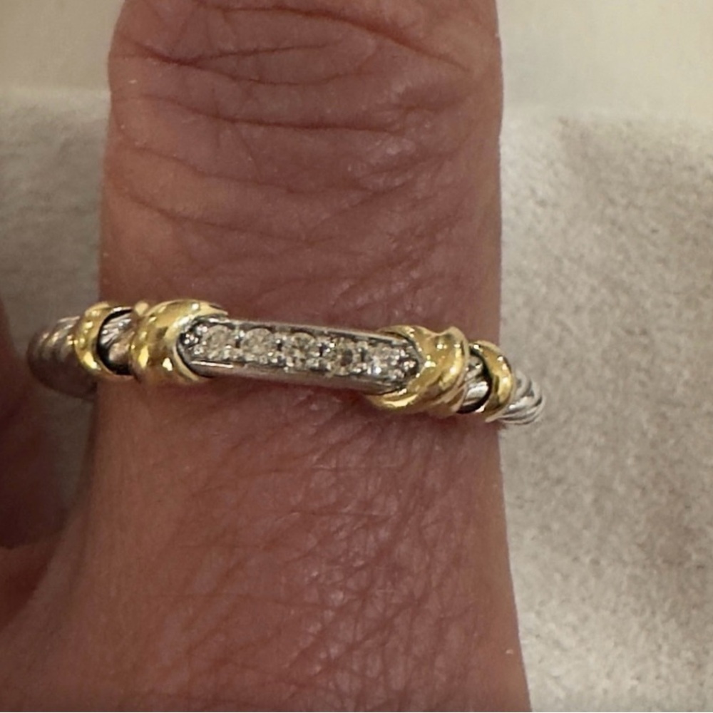 David Yurman Gold and Silver Diamond Ring Very gently used - Picture 3 of 5